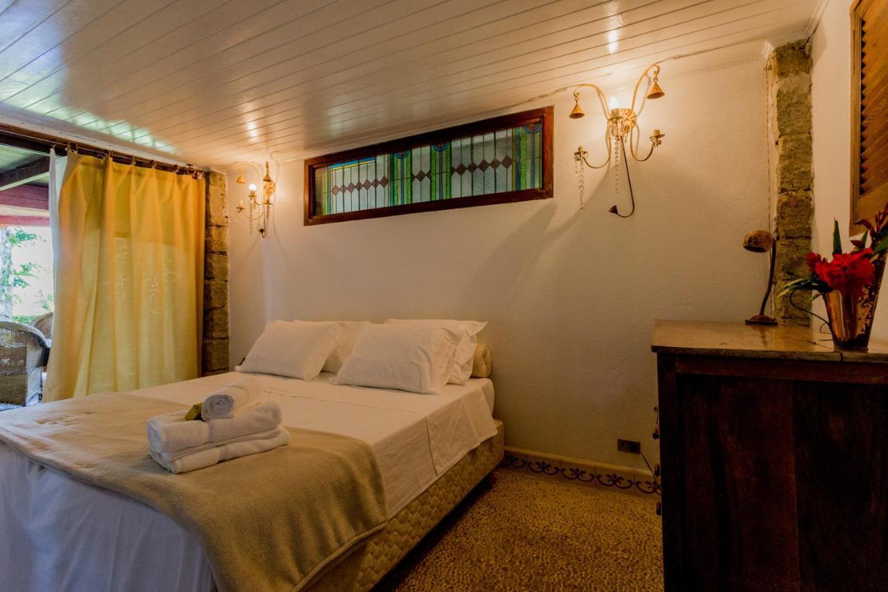 Feiticeira Guesthouse Ilhabela Szoba fotó